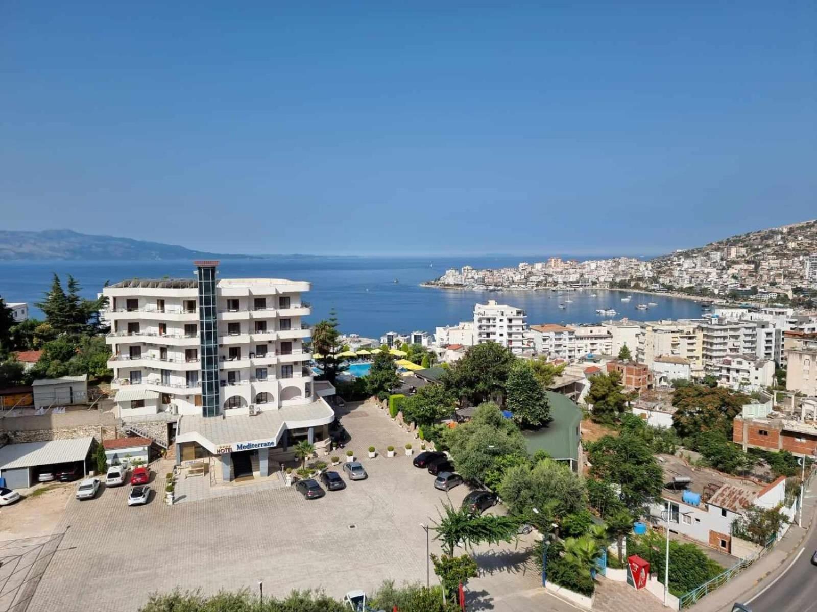 Two Suns Apartament Sarande Bagian luar foto
